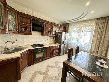 3-комнатная квартира пр. Янки Купалы д. 78 (м-н Принеманский)