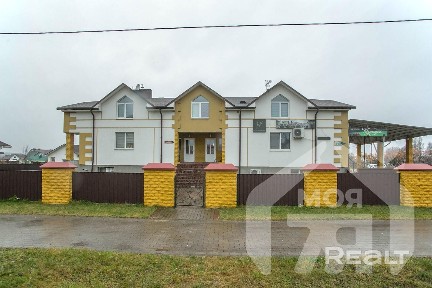 Дом в Островце с 5-ю квартирами и готовым ресторанным бизнесом