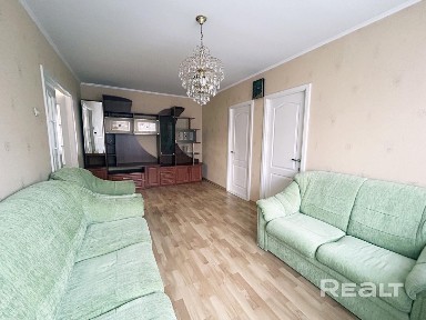 4-комнатная квартира ул. Лизы Чайкиной д. 18