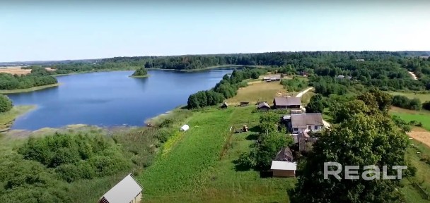 Дом на пяти озерах.