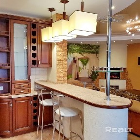 Трехкомнатная квартира, Комсомольская ул. - 250518