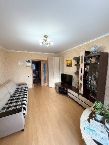 Продается 1-комн. квартира с ремонтом в мкр. Спутник