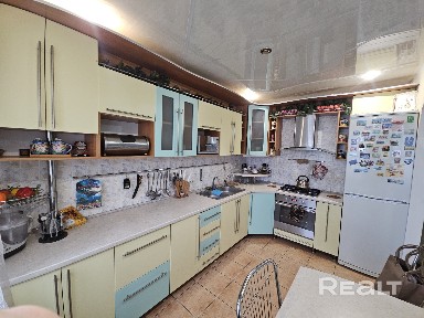 3-комнатная квартира с хорошим ремонтом