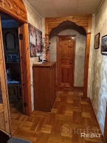 Продается 4-х ком. квартира в центре города, ул. Артиллерийская д. 11