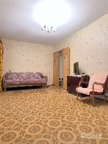 Продаётся уютная 2-комнатная квартира в популярном районе Волотова