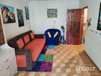 Уютная красивая квартира в хорошем районе в Уручье, зелёный район, чистый воздух, артезианская вода