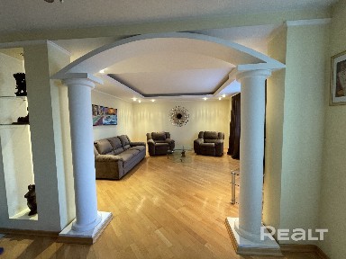 с 12 ЯНВАРЯ Одна из лучших 2-х комнатных квартир в своем классе! 70 кв. м! Кондиционер, бойлер