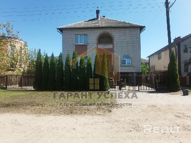 Лот 8745. Продажа коттеджа на Березовке