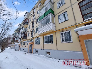 В продаже 1-комнатная квартира по улице Правда