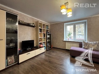 Продажа трехкомнатной квартиры в Бресте, ул. Халту 230285