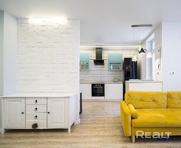 Квартира в центре, элитный дом, огорожена территория, клининг