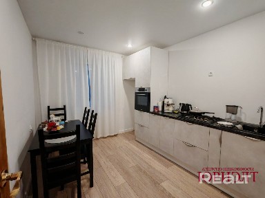 Продажа 2-комнатной квартиры по улице Чкалова