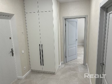 2-комнатная просторная квартира + место в крытом паркинге