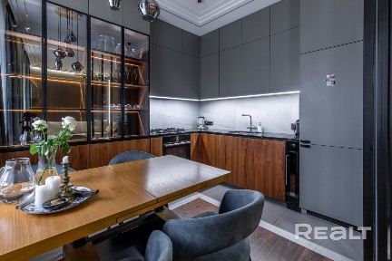 Готовая 2-комнатная сталинка с дизайнерским ремонтом - заезжай и живи