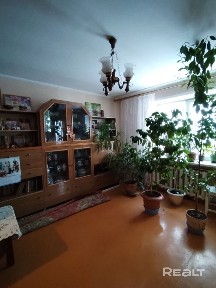 Продается двухкомнатная квартира, ул. П. Бровки.