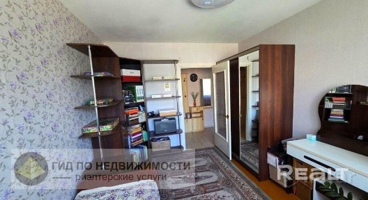 Продается уютная 3-х комнатная квартира на 3 этаже панельного дома по ул. Владимирова, д. 69.