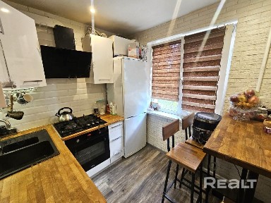 Продаётся 4-комнатная квартира в микрорайоне Восток по улице Московской