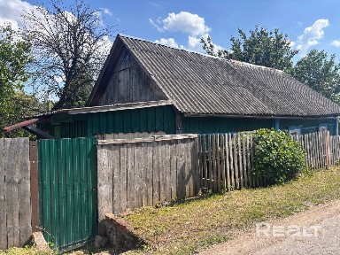 Купить дом, г. п. Лоев, ул. Интернациональная, 5 (Лоевский р-н, Гомельская область)