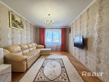 3-комнатная квартира ул. Сов. Пограничников д. 114