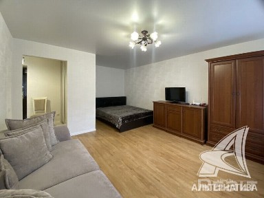 Продажа однокомнатной квартиры в Бресте, ул. Карбы 231642