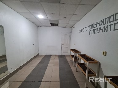 Помщения под офис, услуги, танцевальный зал