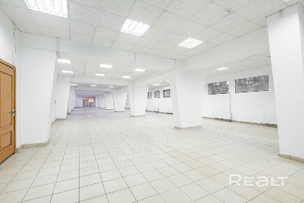 Многофункциональное коммерческое помещение общей площадью 1 595,2 м²