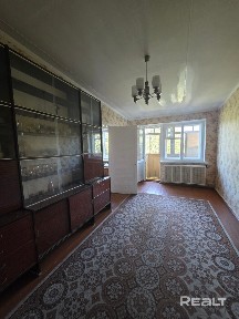 2-комнатная квартира по ул. Космонавтов, 11