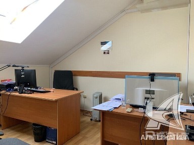 Административное помещение в Бресте в аренду 240015A