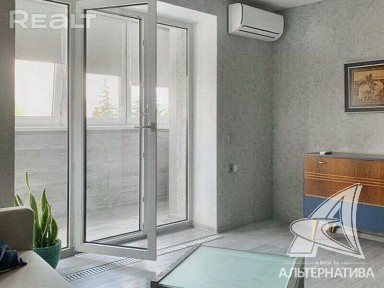 Продажа двухкомнатной квартиры в Бресте, ул. Карбы 260256