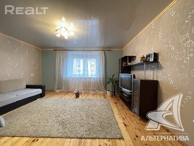 Продажа трехкомнатной квартиры в Бресте, ул. Стафе 230888