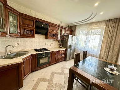 3-комнатная квартира пр. Янки Купалы д. 78 (м-н Принеманский)