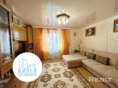 3-комнатная квартира по ул. Кленовая 21Б!