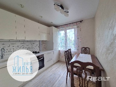 Большая 2-х комнатная квартира на БЛК, 40А