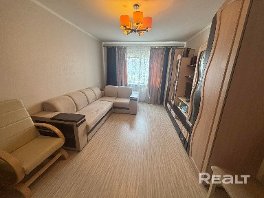 4-комн. квартира ул. Малыщинская д. 12