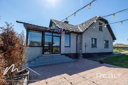 Продается дом 199 м² / участок 23,5 сотки / 31 км от МКАД в д. Каменка, Смолевичский район.