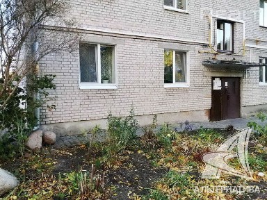 Продажа трехкомнатной квартиры в Бресте, ул. Гогол 200830