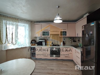 Лот 8298. Брест, пер. Брестских Дивизий. Продажа 3-комнатной квартиры