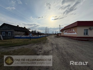 Дом 18 км от Гомеля, в д. Калинино, 16,8 сот.