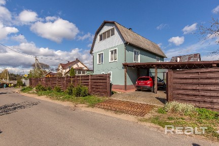 Комфортный дом с гостевым домом на шикарном участке в Острошицком городке!