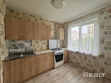 Продаётся уютная 3-комнатная квартира в одном из самых зелёных и удобных районов Минска!