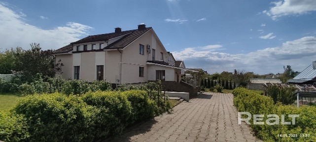 Продается красивый и удобный дом в Железнодорожном районе г. Гомеля