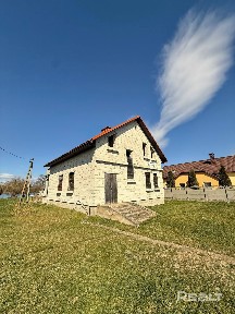 Дом в классическом стиле на берегу живописного озера, 20 км. от Гродно