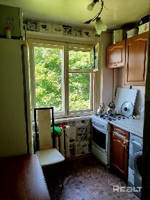 Продается двухкомнатная квартира, ул. Правды