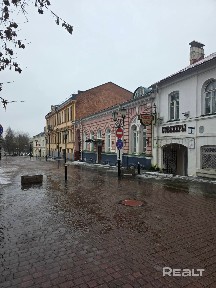 Трехкомнатная квартира по ул. Комиссара Крылова, 8