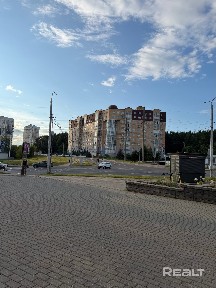 Элитная солнечная 3-комн. квартира (92 м²) у леса