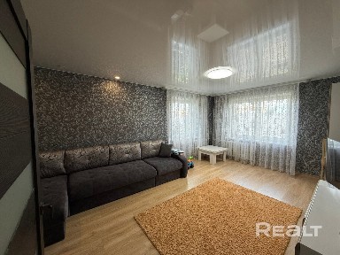 Трёхкомнатная квартира возле ТЦ 