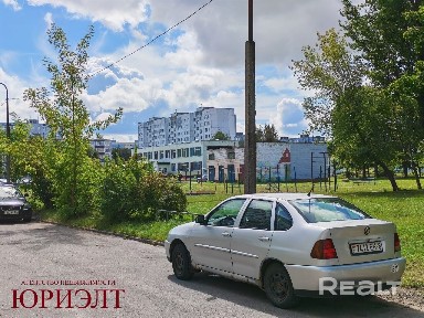 3-комнатная квартира по бул-р. Непокоренных, 45