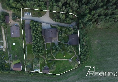 Усадьба из 3-х домов для отдыха и круглогодичного проживания в белорусской деревне