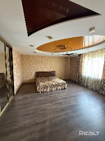 Коттедж в центре по пер. Транспортному