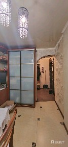 3 комнатная квартира с мебелью и узаконеной перепланировкой. 4/5 этаж.